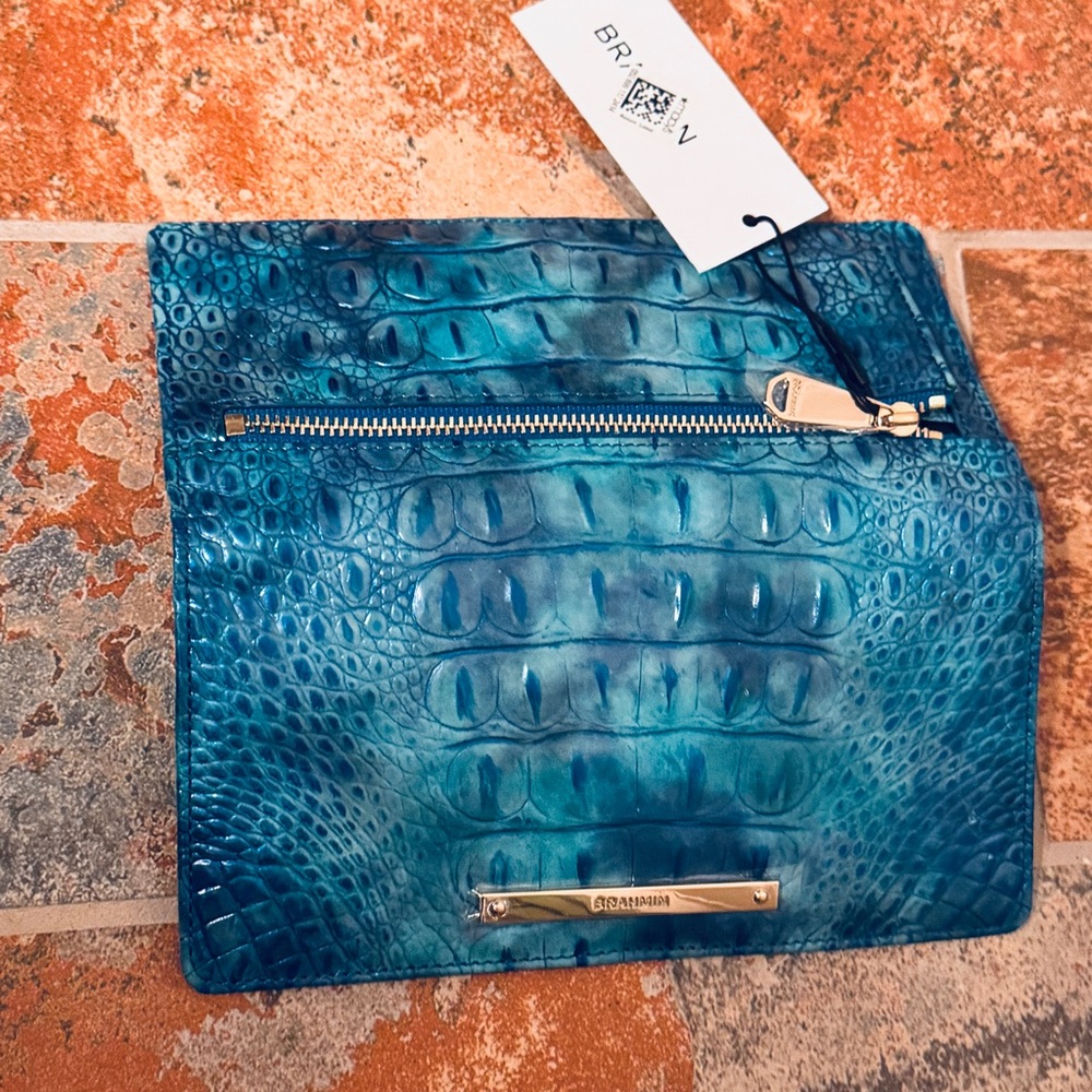 NWT!VERY RARE Brahmin Ady Wallet Tonic Melbourne Genuine Croc Embossed Leather! - Picture 3 of 6